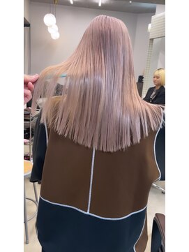 ヴァーディ オモテサンドウ(Vardy omotesando) ホワイトベージュ・ピンク・ハイトーン・ケアブリーチ・ロング