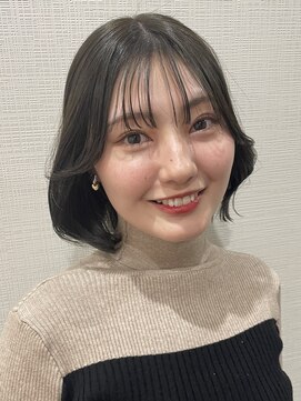 ロリム(RorriM) オリーブグレージュ × 韓国ボブ × タンバルモリ × ボブ