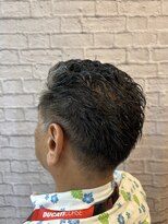 ヘアサロン 銀座マツナガ新宿店(hair salon)&nbsp;オールバックパーマ×6mm刈り上げ！