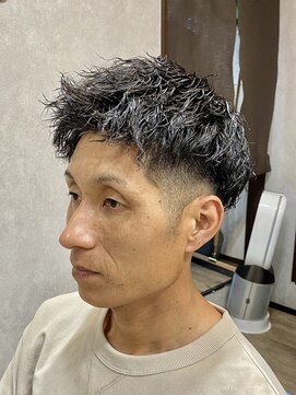 ユナイテッドヘアー(UNITED HAIR) フェードカットに合わせるショートツイストパーマ☆