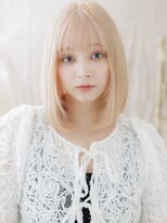 カバーヘア ブリス 上尾西口店(COVER HAIR bliss)&nbsp;外国人風ホワイトブロンド切りっぱなしボブディa上尾10代20代