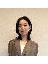 オゾニコヴィアーレ(OZONICO viale) 土屋 愛