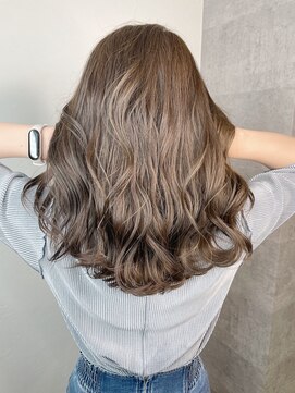 アミ(Ammi) 20代30代40代50代/美髪レイヤーカット/くびれミディアムレイヤー