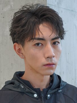 バイフィフス 原宿/表参道(by fifth) 緩め波巻きスパイラルパーマシャドウパーマメンズセンターパート