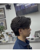 ザ クロー(THE CROW)&nbsp;フェザーパーマニュアンスパーマ毛流れセンターパートケアパーマ