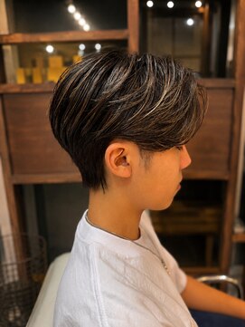 美容室カードル 新小岩店(Cadre) メンズショート/センターパート/ハイライトカラー