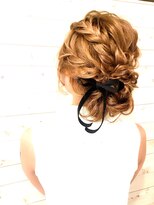 ヘアメイク エンカレッジ(HAIR MAKE encourage)&nbsp;ルーズな編み込みアップ