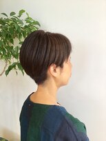 日日&nbsp;スッキリキレイ目ショート