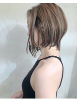 ヌイ 横浜(nui)&nbsp;ハイグレージュショート_マニッシュショートネイビーカラー