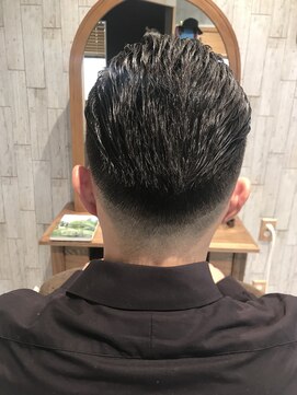 コーラルクリーク(Coral Creek) 刈り上げショート