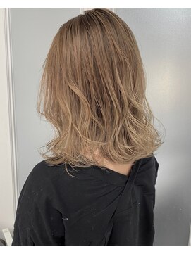 ヴァンカウンシル 金山(VANCOUNCIL kanayama) シアーベージュカラー