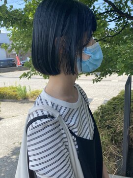 ユナイテッドビューティー 金沢(UNITED BEAUTY) ブルー