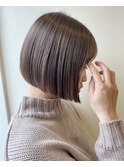 たっぷり極細ハイライトで【パールグレージュカラー】♪