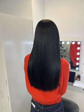 アルーシェウィズスカイ 原宿(Alushe with Sky) ブルーブラック/黒髪ロング/アッシュグレージュ/エクステ