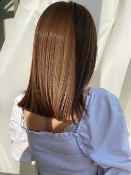 スウィープ 平尾(sweep) 柔らかベージュ　切りっぱなしミディ　髪質改善カラー