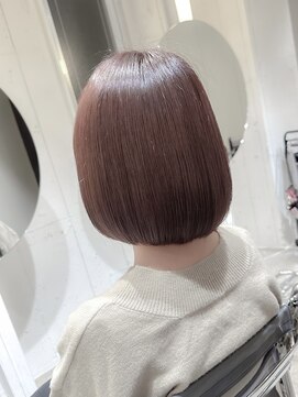 ストレータ バイ マリオ(Strata by mario) 〈宮本〉ラベンダーベージュ×ボブ