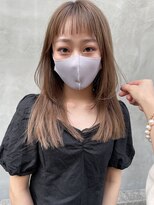 ユイル(Uil)&nbsp;小顔前髪顔周りレイヤー×ベージュカラー デザインカラー