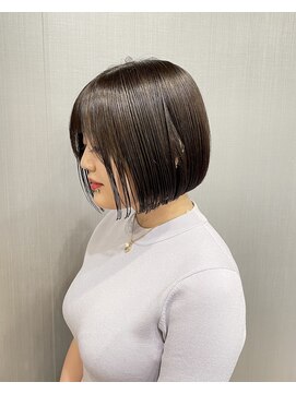 ハルキ ミナト ジャパン オオサカ(HARUKI MINATO japan OSAKA) ミニボブ 20代30代40代ヘア 小顔 大阪ボブ 梅田