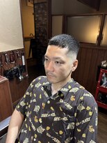 カットスペース キャロル(CUT SPACE CAROL) クロップスタイル