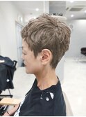 白髪染めをやめて明るくカラーリングしたい50代の方