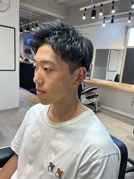 ヴィ 大宮(Vii) ダークアッシュ/カルマパーマ/アッシュブラック[メンズ/大宮]