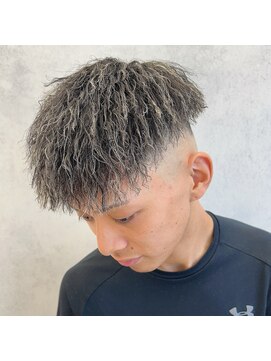 ルースト 西院店(ROOST) パイルツイスト×ゴールドハイライト