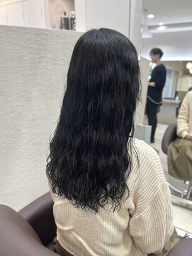 シュク 高円寺(SYUK) ロングパーマ/ダークグレージュ/地毛風カラー【SYUK高円寺】