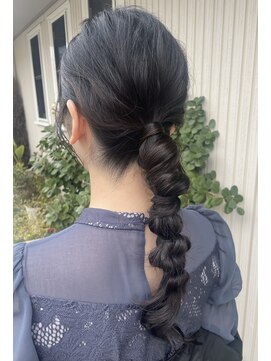 ヘアーレクスアリイ(Hair Lex Alii) 編みおろしスタイル