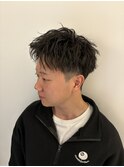 刈り上げアップバングショート 緩めツイスパ