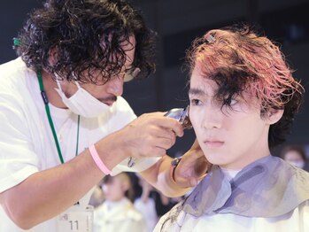 ダグラスヘア キングスワン 一宮(Douglas hair King's one)の写真/【一宮】NBC2019カットモデル部門グランプリ受賞者在籍！ハイセンスなプロの技をご提供◎