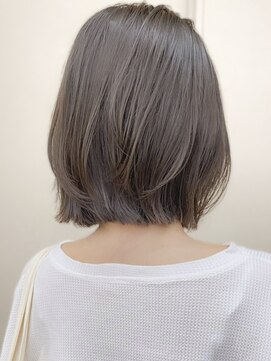 パークレーン アイス イヴェン(park lane ICI yeven) ブリーチなし切りっぱなしボブミディアムレイヤーボブ秋カラー