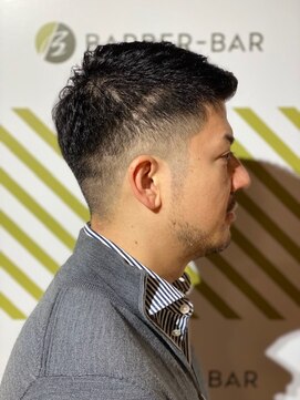 バーバーバー 四谷(BARBER-BAR) ビジネス爽やかアップバングフェード
