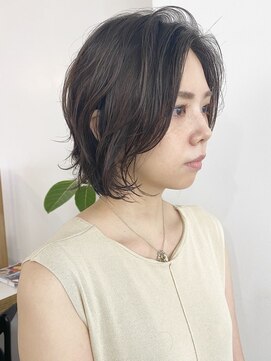 エリマ 調布(elima) ショートヘア顔周りレイヤーブリーチダブルカラーショートボブ