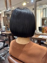 グランアージュ 池袋東口店(grandage) まとまりとツヤで魅せる王道ミニボブ