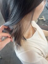 ヘアサロン フラット(Hair salon flat) ブラック×シルバー