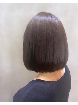 リンダテーラ(Linda tela) 【札幌　ボブ/カラー（アッシュベージュ）】