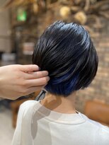 ネウィ 八王子(newi)&nbsp;大人かわいいくびれショートブルーインナーカラー