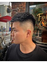 フォーコーナーズ(Four Corners)&nbsp;フェードカット