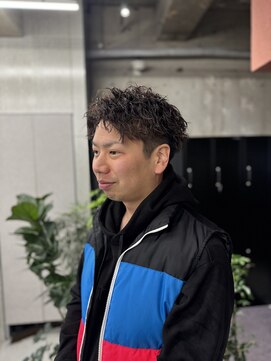 キャラハーフ 池袋東口店(KYARA HALF) 【yura】ビジネスマン/ツイストスパイラル/刈り上げ