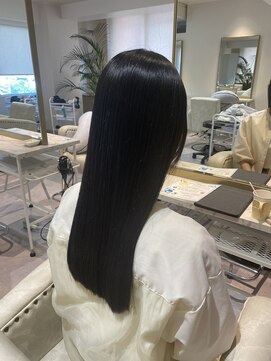 エミィ(emii.) ダメージレス縮毛矯正/髪質改善トリートメント