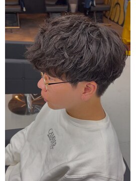 カーニー 北千住(kearny) メンズカットパーマ/ニュアンスパーマ/フェザーパーマ[北千住]
