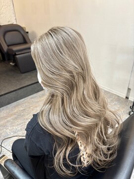 ブレンド 渋谷(BLend) ハイライトカラーミディアムヘア暗めカラーデザインカラー