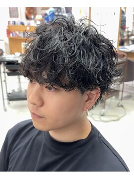 オーシャントーキョーウエスト 心斎橋 (OCEAN TOKYO WEST) 波巻きパーマラウンドマッシュ