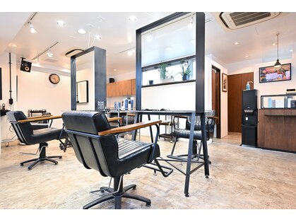 クーシ(kuusi)の写真