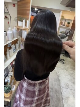アンバー(umber)の写真/“透明感溢れるナチュラルな雰囲気”と“やわらかな質感”この手触りと指通りは一度体感したらやみつきに♪