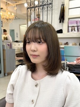 ヘアーアンドメイク シークタチカワ 立川店(Hair&Make Seek) ミディアムレイヤー 赤み消しオリーブベージュ