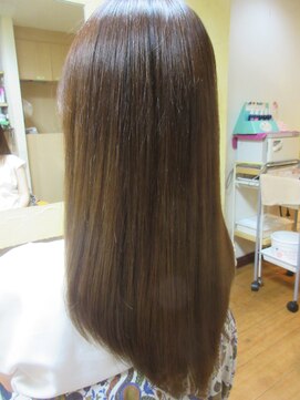 ヨシユキコンディショニング ダメージレスな縮毛矯正「強いくせ毛～ダメージ毛まで対応」328