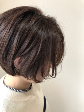 リガナッツ 十条店(Riganuts) [riganuts 十条]前下がりハンサムショートボブ
