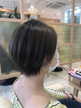 アドラーブル 長岡リップス旭岡店(adorable) 【アッシュカラー】束感ショート 30代×20代