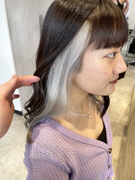 エイト ヘアサロン 渋谷本店(EIGHT) ホワイトイヤリングカラー　e1